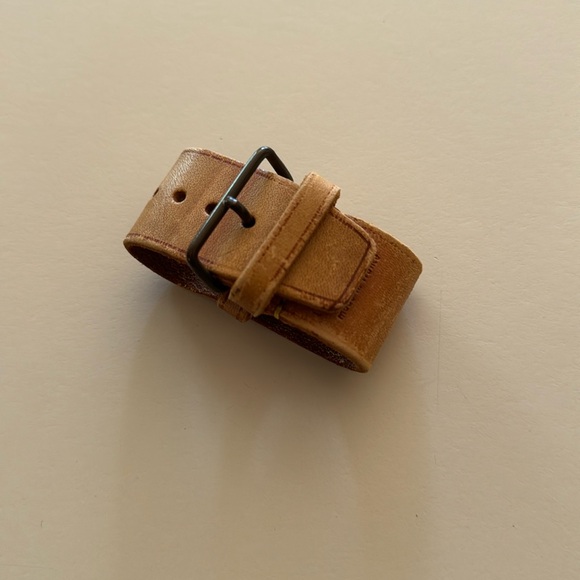 Louis Vuitton poignet - Picture 1 of 5